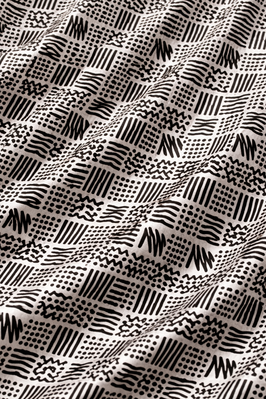 Monochrome Pulse - Satin