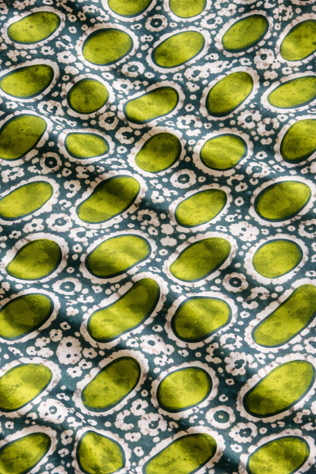 Solar Peblle - Satin